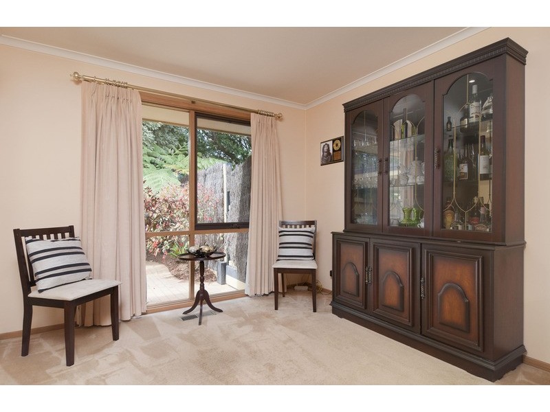 11 Peppermint Place, Croydon Hills VIC 3136