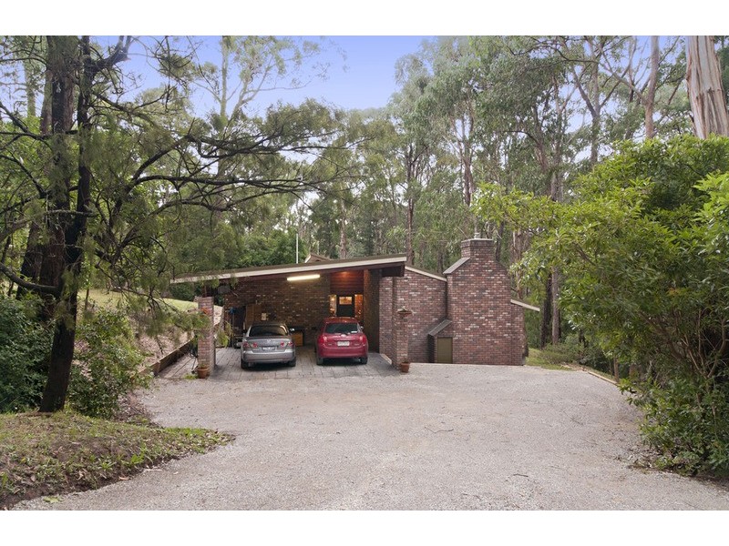 8 Borang Avenue, Mount Evelyn VIC 3796