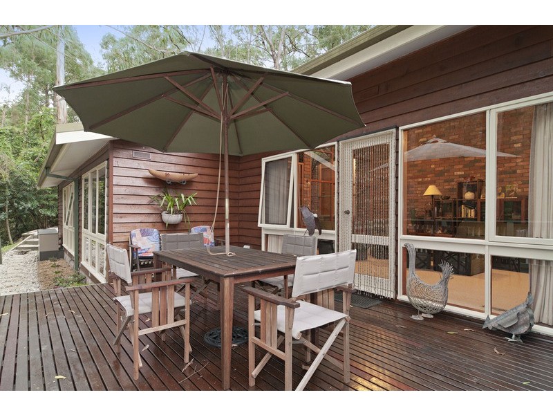 8 Borang Avenue, Mount Evelyn VIC 3796