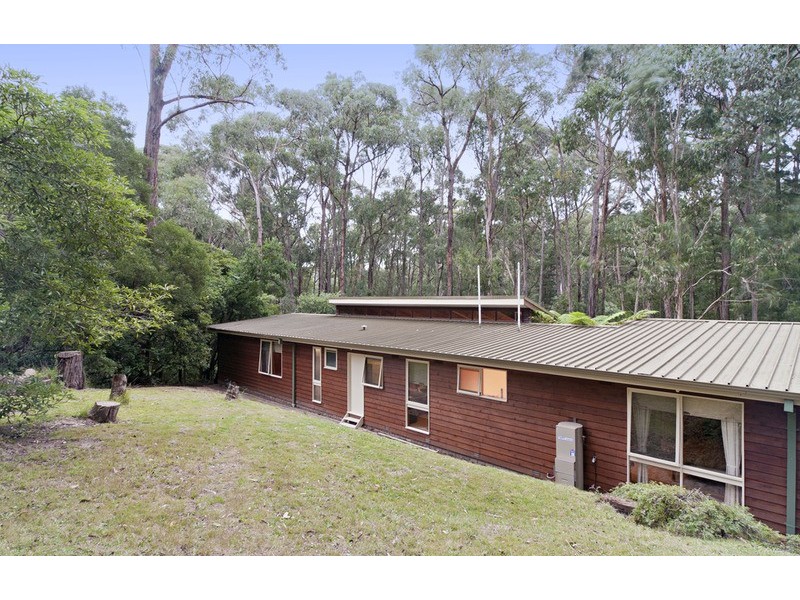 8 Borang Avenue, Mount Evelyn VIC 3796