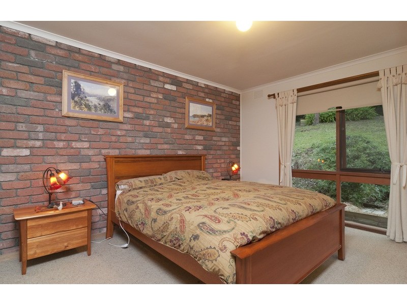 8 Borang Avenue, Mount Evelyn VIC 3796