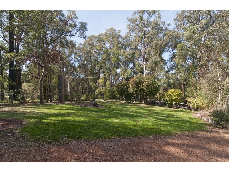 6 Wylie Road, Silvan VIC 3795
