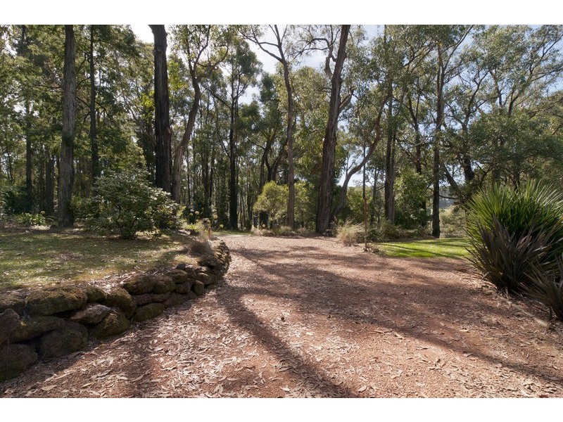 6 Wylie Road, Silvan VIC 3795