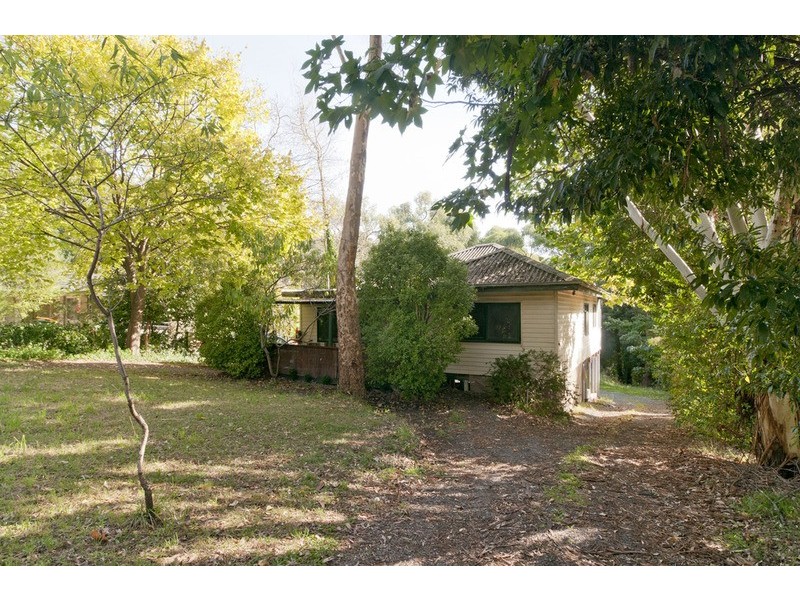 18 Warrawee Road, Mount Evelyn VIC 3796