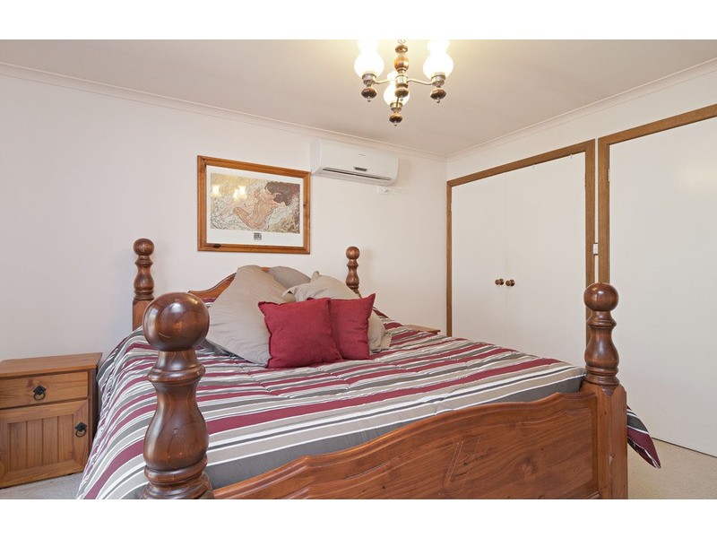 3 Penola Drive, Seville VIC 3139