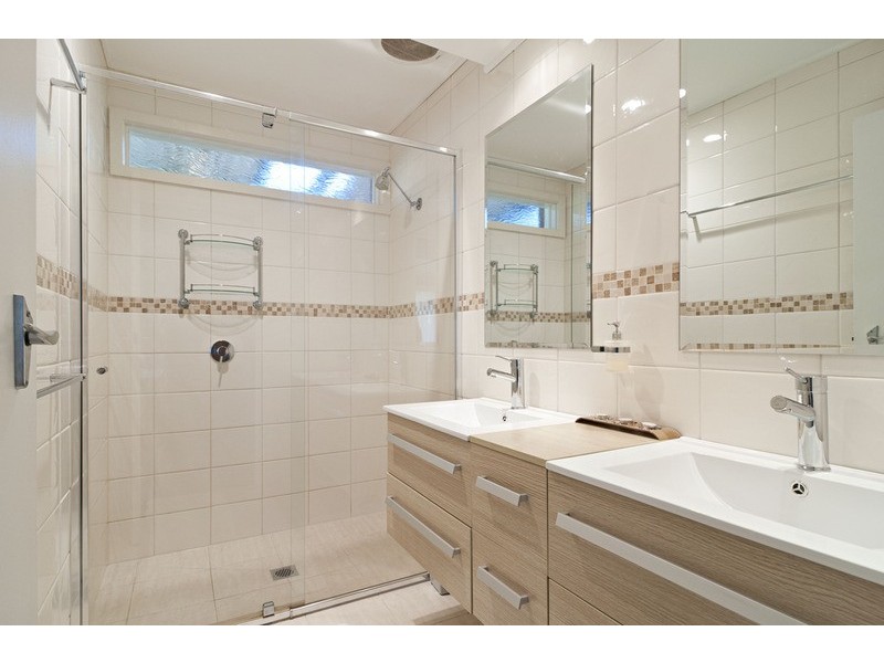 98 York  Road, Mount Evelyn VIC 3796