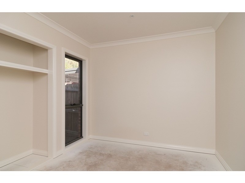 34 Aintree Street, Mooroolbark VIC 3138