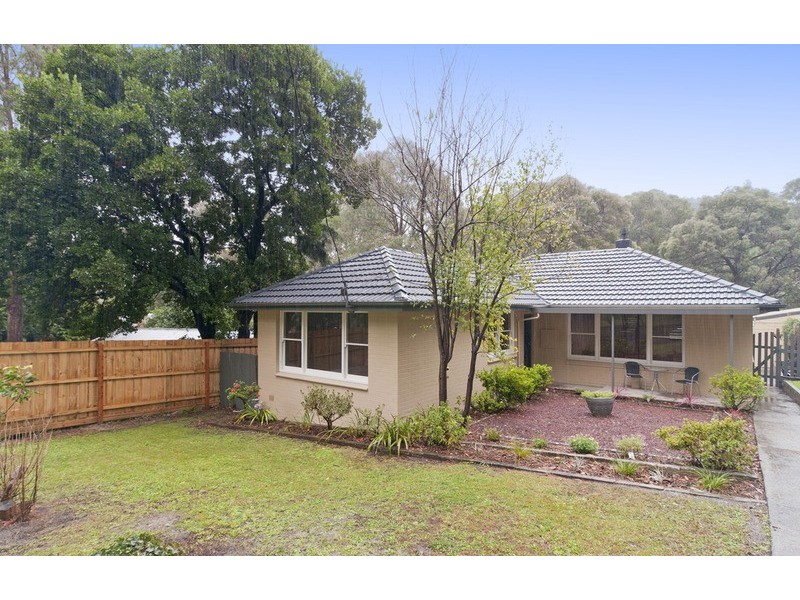 74 York Road, Mount Evelyn VIC 3796