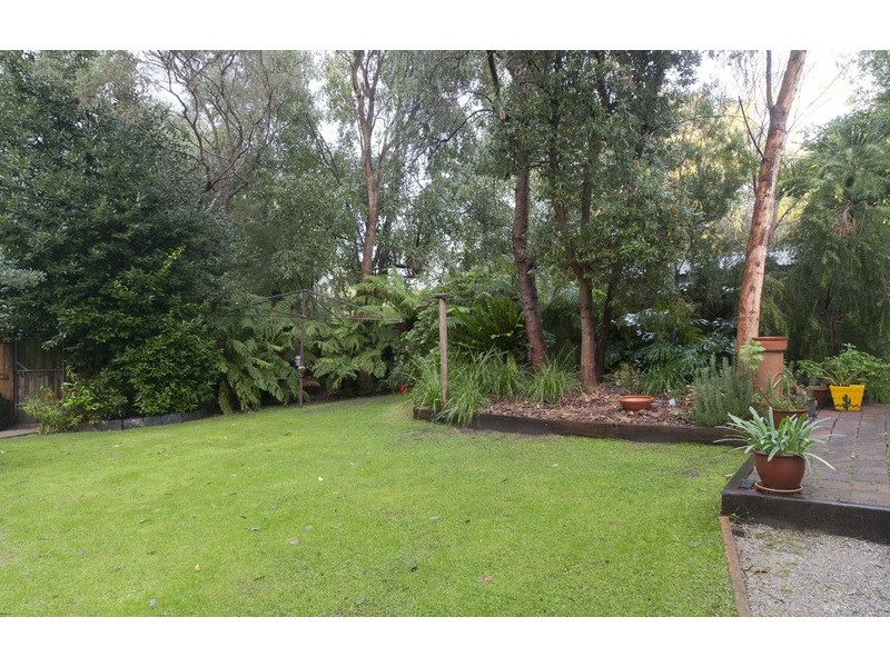 4 Kemp  Avenue, Mount Evelyn VIC 3796