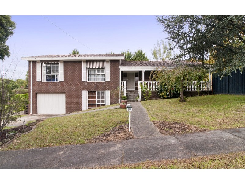 38 Victoria Road, Lilydale VIC 3140