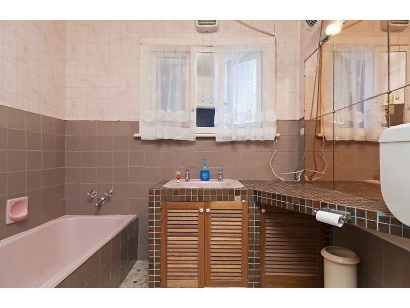 32 Warrawee Road, Mount Evelyn VIC 3796