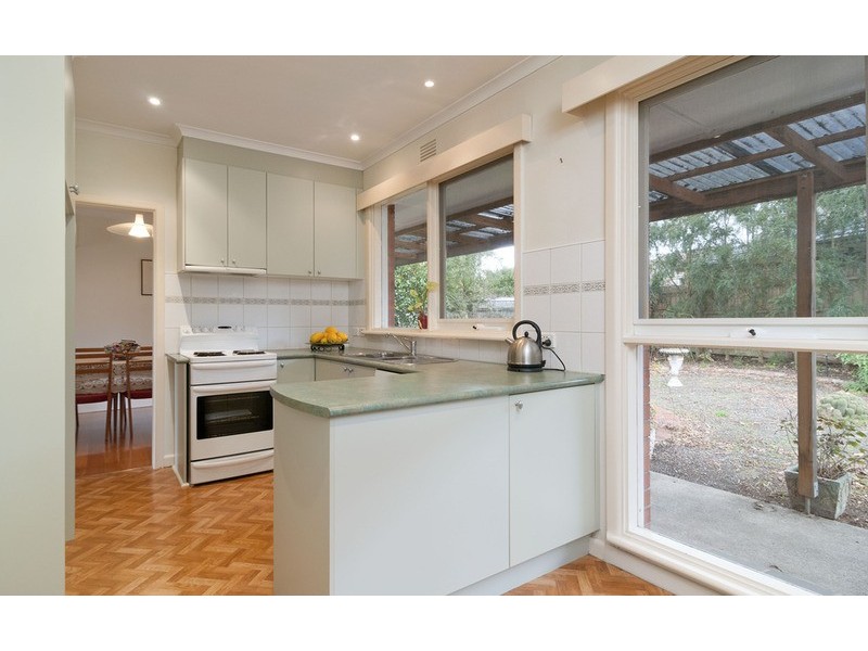 12 Arawata Drive, Doncaster East VIC 3109