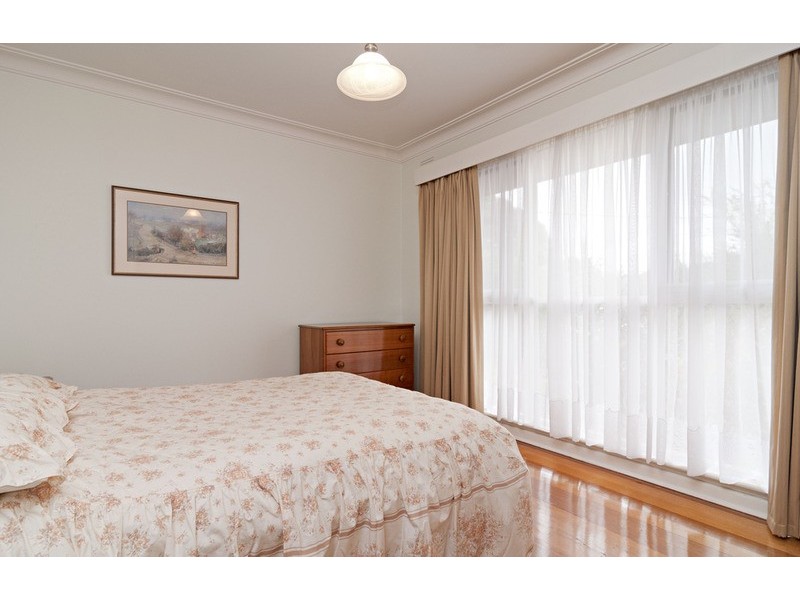 12 Arawata Drive, Doncaster East VIC 3109