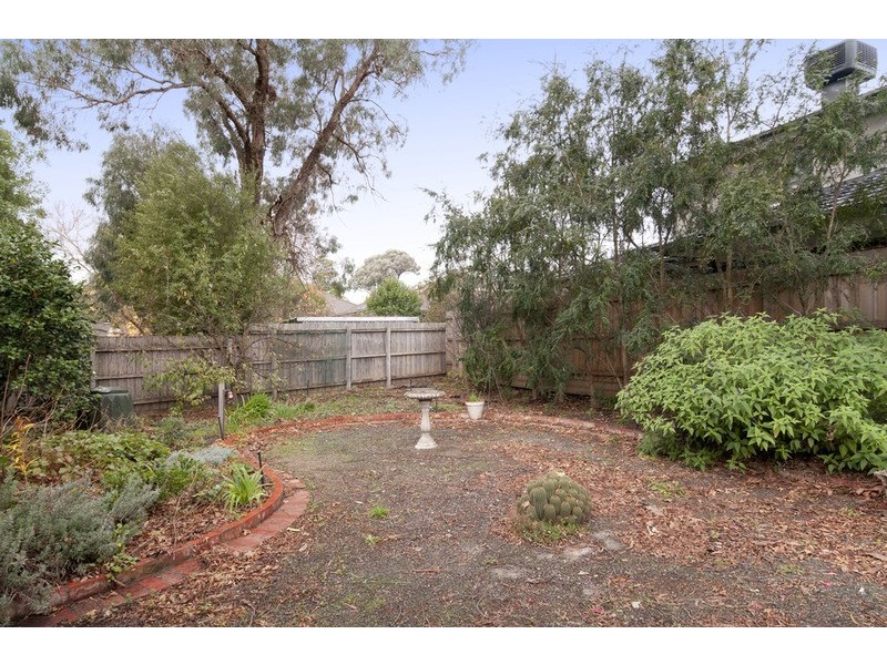 12 Arawata Drive, Doncaster East VIC 3109