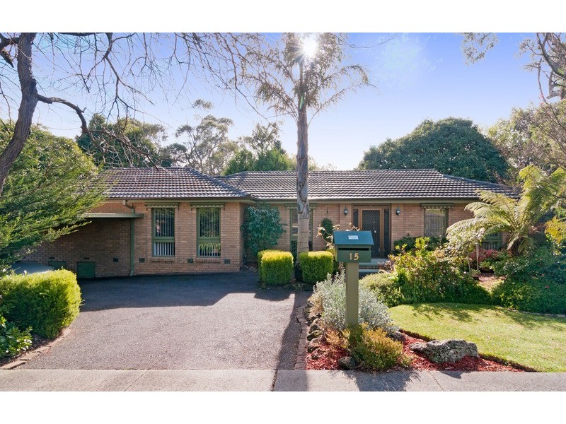 15 Bradman Avenue, Mount Evelyn VIC 3796