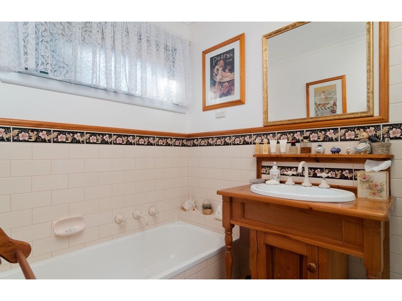 15 Bradman Avenue, Mount Evelyn VIC 3796