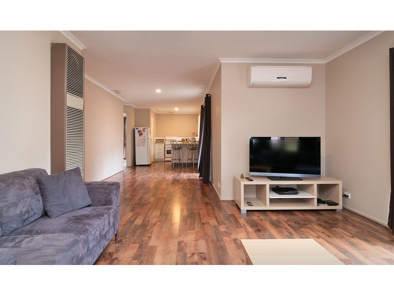 2/11 The Crescent, Mount Evelyn VIC 3796