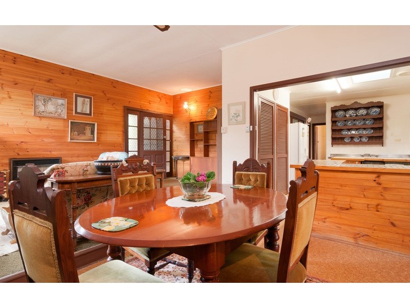 18 Elsie Grove, Mount Evelyn VIC 3796