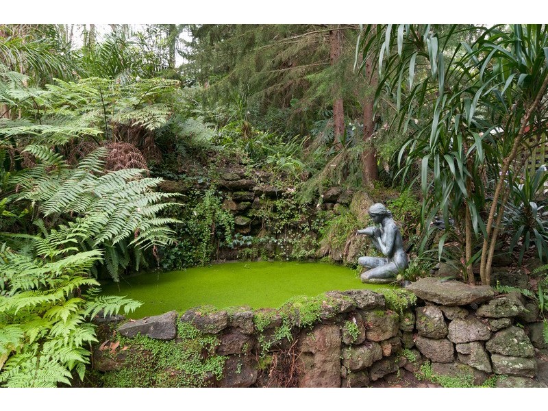 16 Railway Road, Mount Evelyn VIC 3796