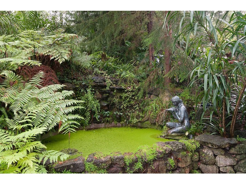 16 Railway Road, Mount Evelyn VIC 3796