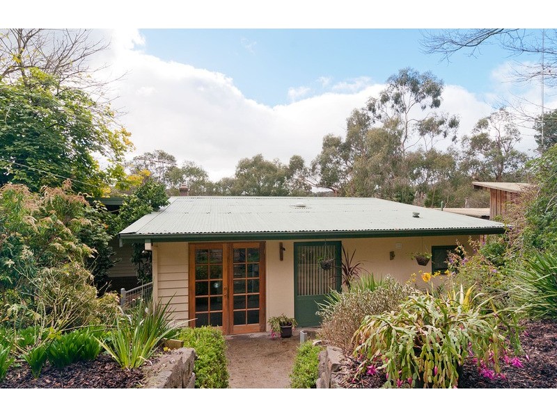 13 Murrumbung Road, Mount Evelyn VIC 3796