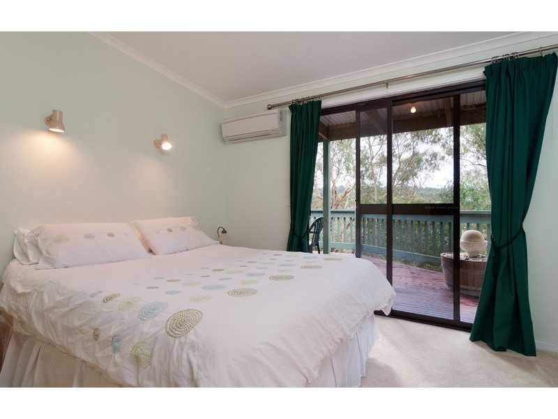 13 Murrumbung Road, Mount Evelyn VIC 3796