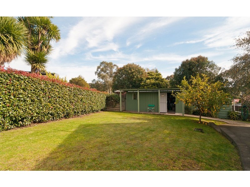8 Anthony Drive, Chirnside Park VIC 3116
