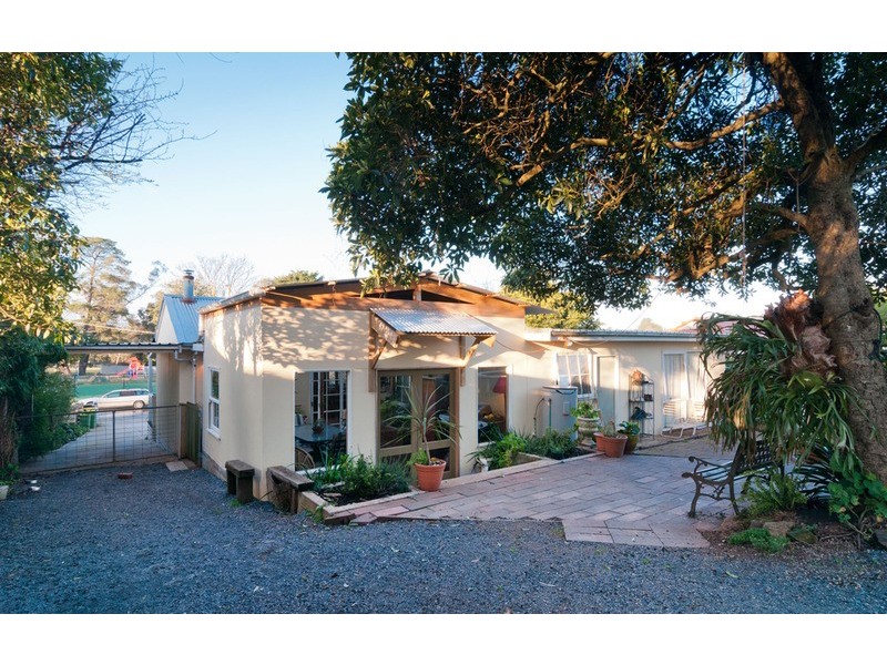 10 Victory Avenue, Wandin North VIC 3139