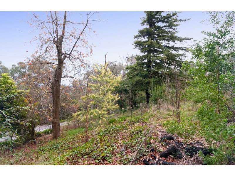 18 Johns Crescent, Mount Evelyn VIC 3796