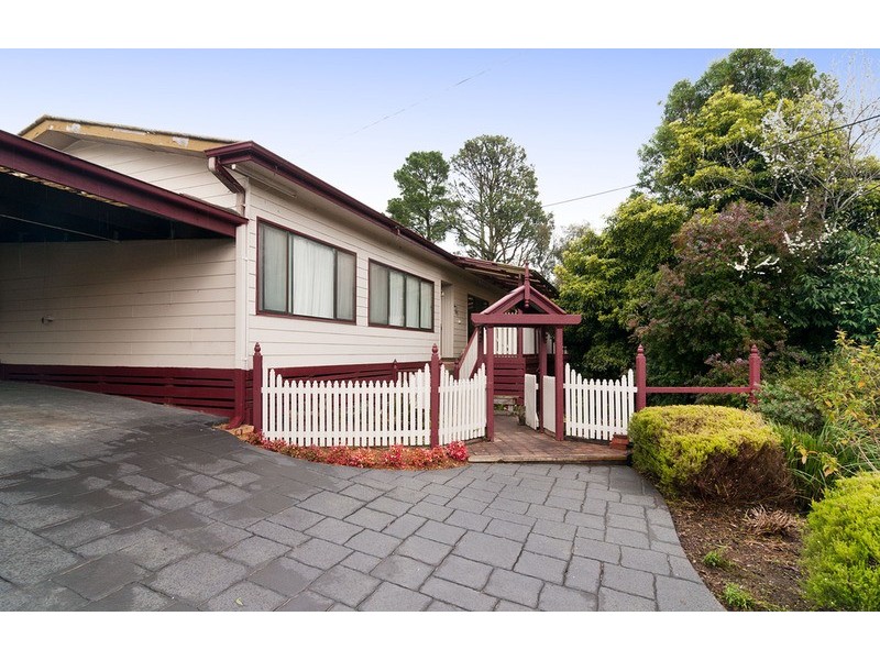 8 Marcus Street, Mount Evelyn VIC 3796