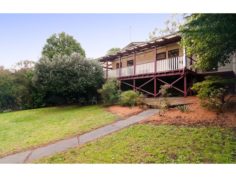 8 Marcus Street, Mount Evelyn VIC 3796