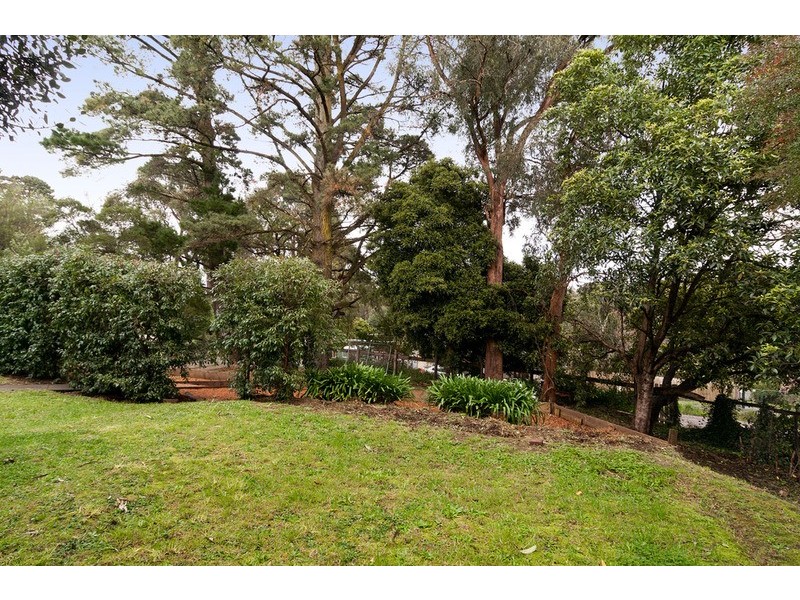 8 Marcus Street, Mount Evelyn VIC 3796