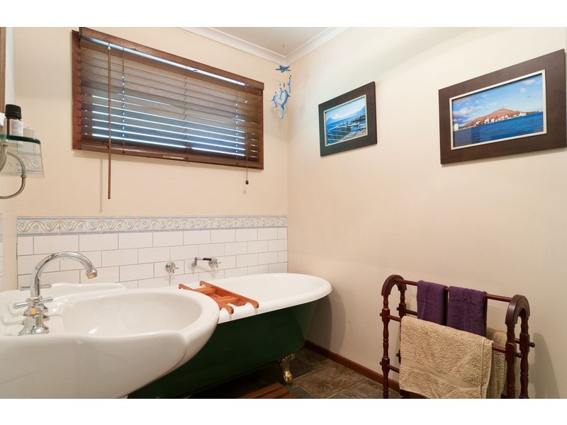 124 Quinn Crescent, Mount Evelyn VIC 3796