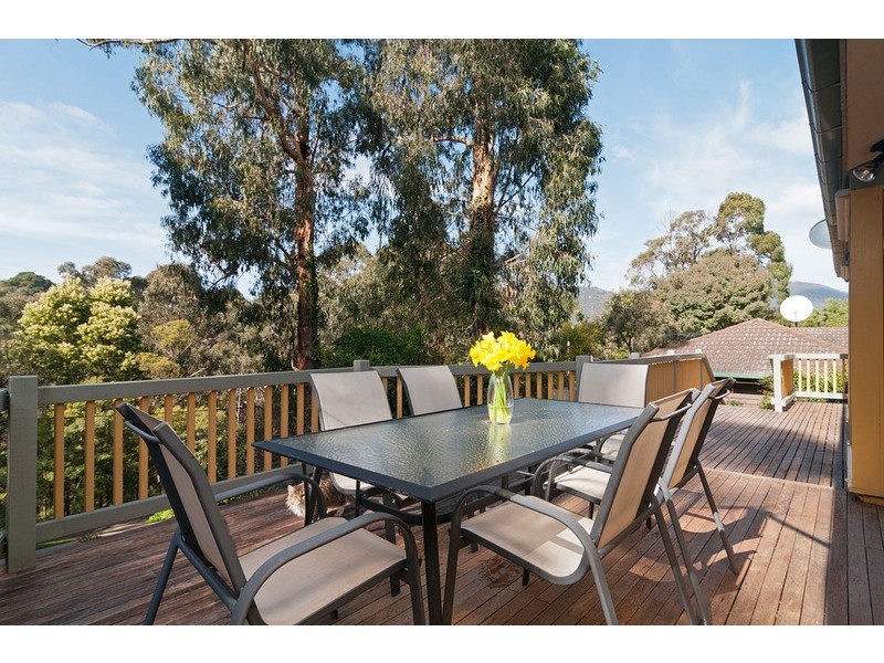 112 Quinn Crescent, Mount Evelyn VIC 3796