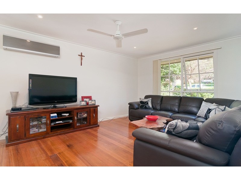 19 Jacaranda Avenue, Kilsyth VIC 3137