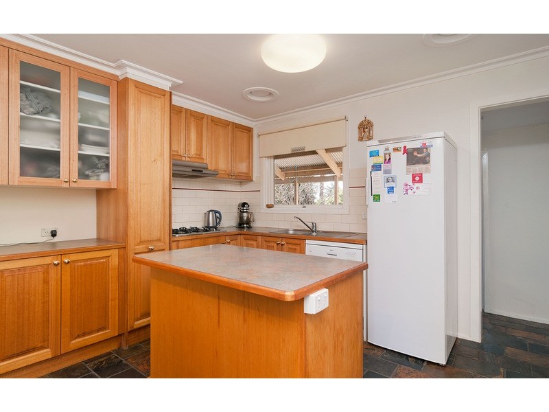 19 Jacaranda Avenue, Kilsyth VIC 3137