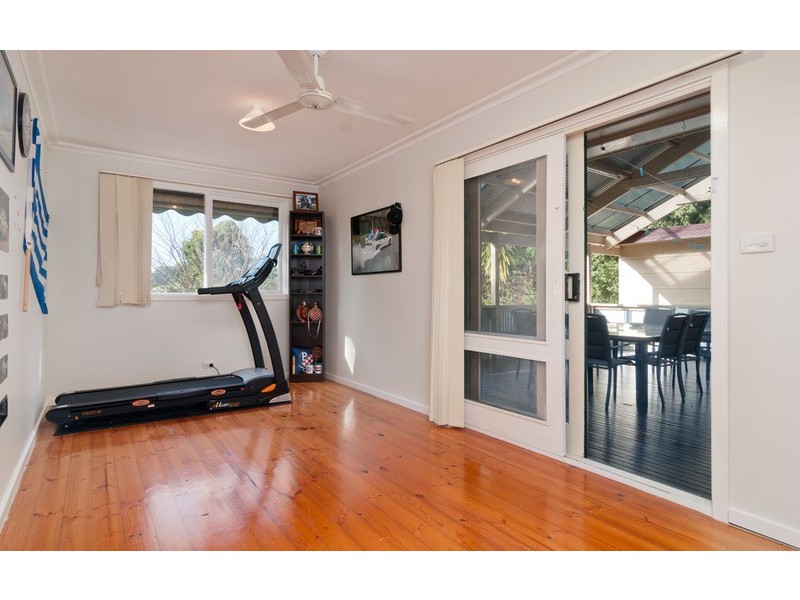 19 Jacaranda Avenue, Kilsyth VIC 3137