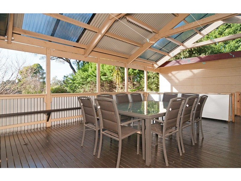 19 Jacaranda Avenue, Kilsyth VIC 3137