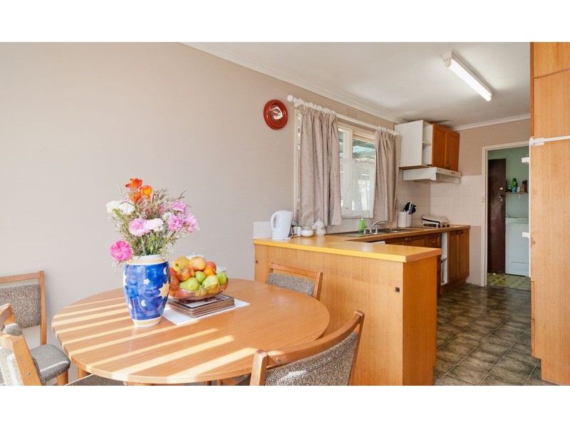 13 Coolabah Street, Mooroolbark VIC 3138