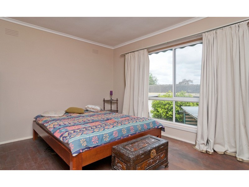 13 Coolabah Street, Mooroolbark VIC 3138