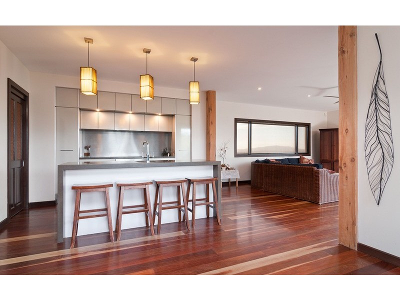 40 Riverview  Parade, Launching Place VIC 3139