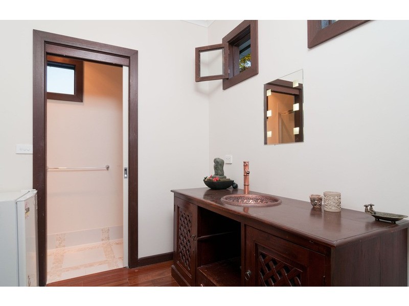 40 Riverview  Parade, Launching Place VIC 3139