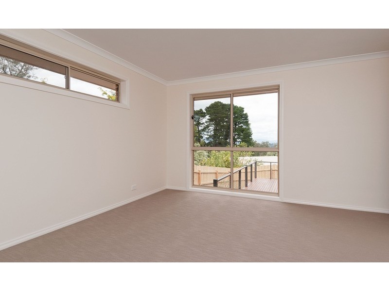 2/26 Hereford Road, Mount Evelyn VIC 3796
