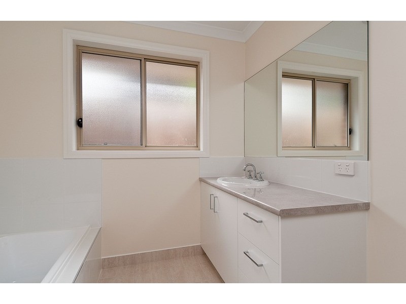 2/26 Hereford Road, Mount Evelyn VIC 3796