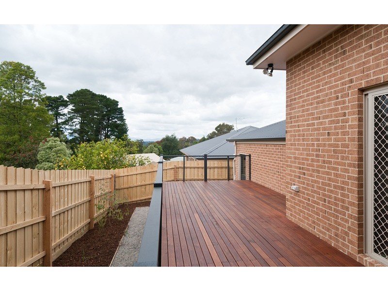 2/26 Hereford Road, Mount Evelyn VIC 3796