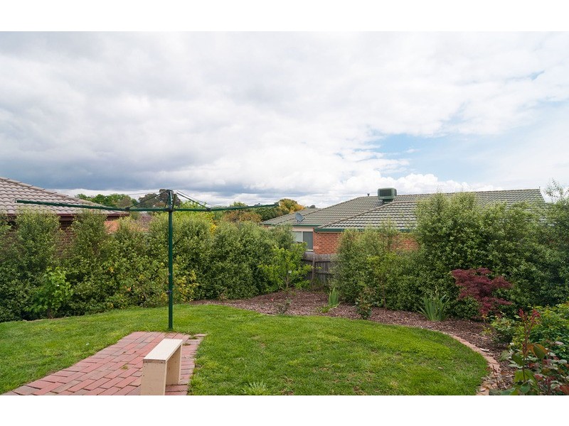 27 Nimblefoot Way, Lilydale VIC 3140