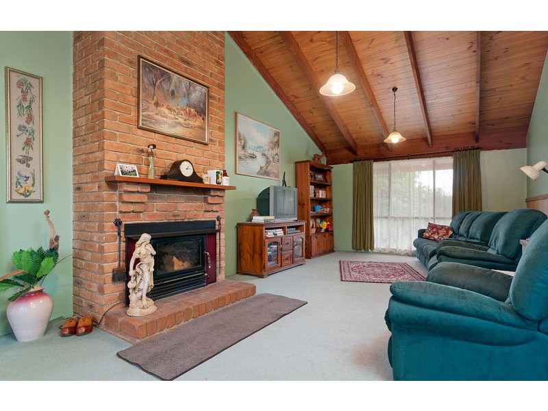 4 Tarrawarra Road, Coldstream VIC 3770