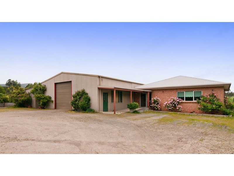 4 Tarrawarra Road, Coldstream VIC 3770