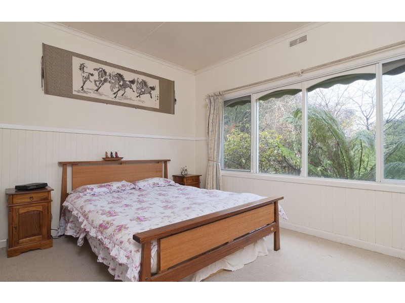 13 Buckmaster Drive, Mount Evelyn VIC 3796