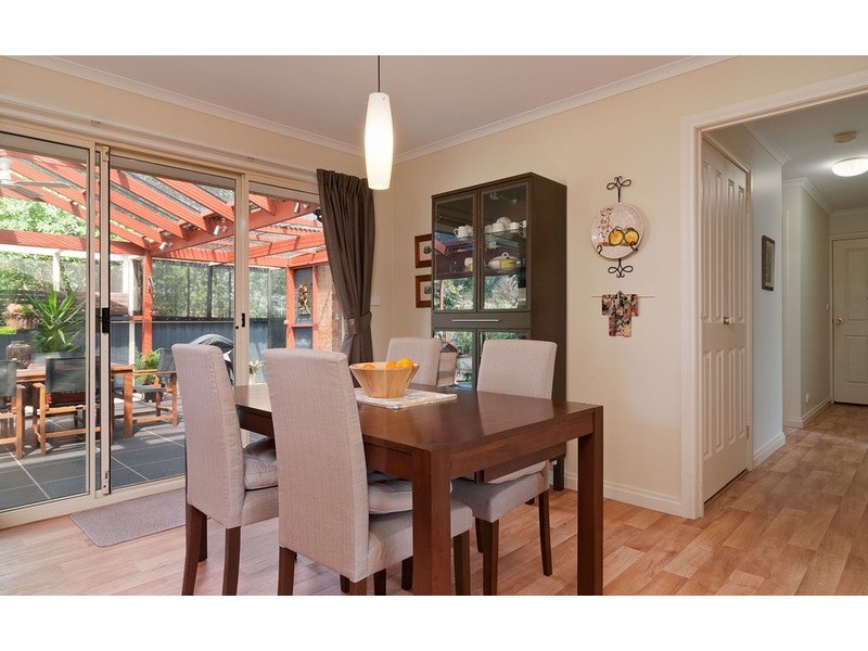 2 Michael Lane, Mount Evelyn VIC 3796